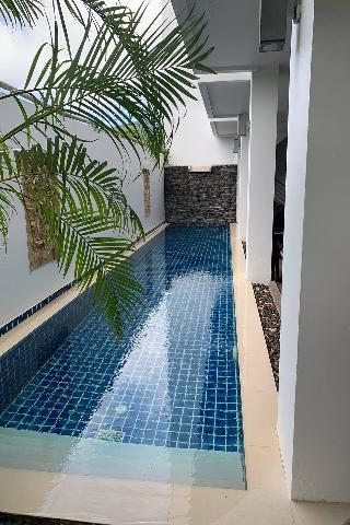 One World One Home Naiharn Hotel by ZUZU fotoÄŸrafÄ±