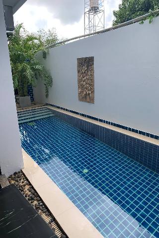One World One Home Naiharn Hotel by ZUZU fotoÄŸrafÄ±