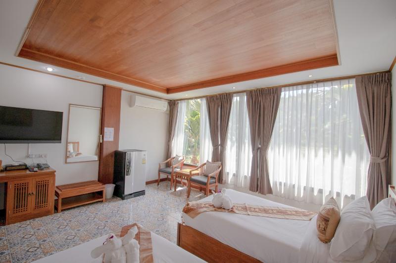 Royal Train Garden Resort by ZUZU - Oda