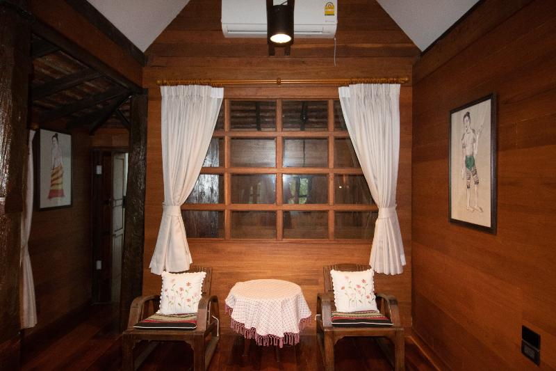 Royal Train Garden Resort by ZUZU - Oda