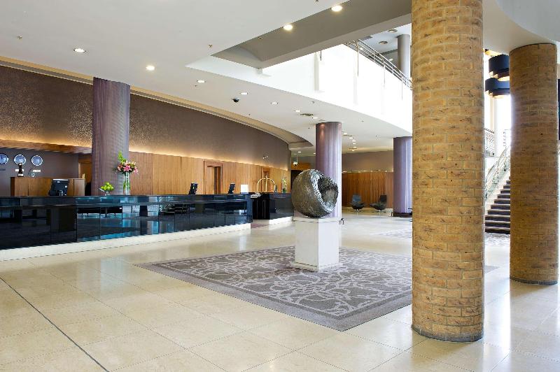 Hilton Belfast - Lobi