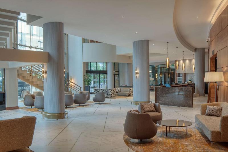 Hilton Belfast - Lobi