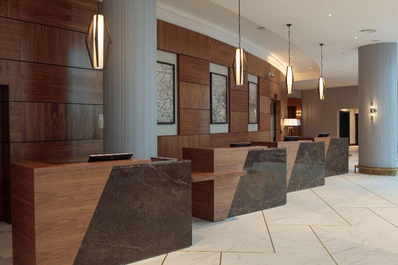 Hilton Belfast - Lobi