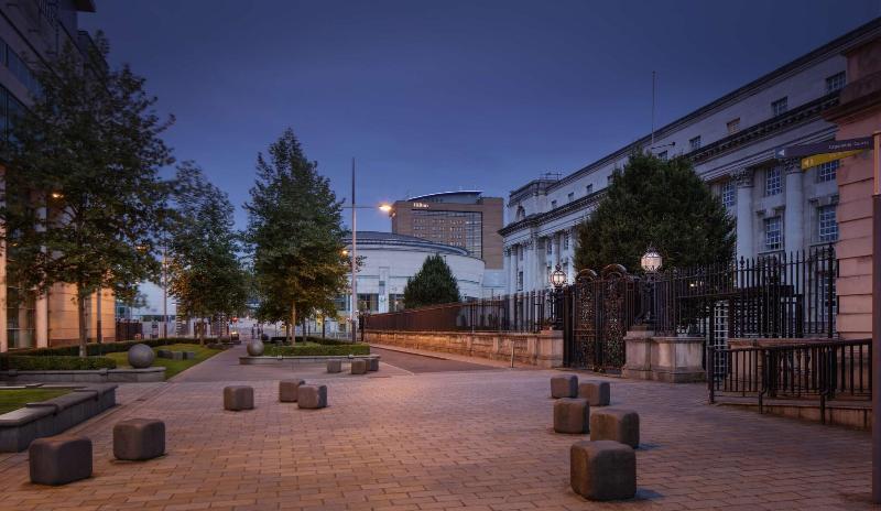 Hilton Belfast - Genel