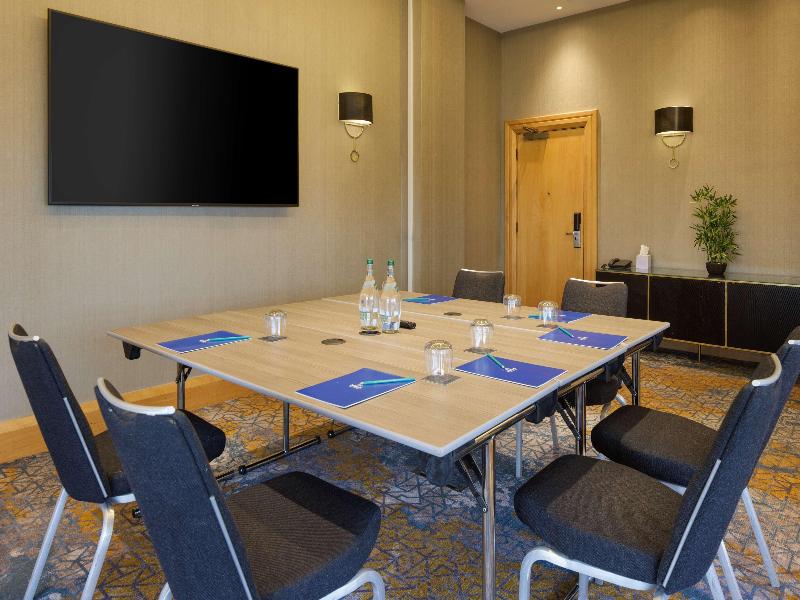 Hilton Belfast - Genel