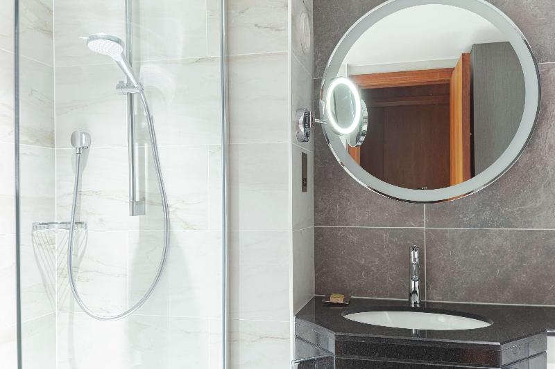 Hilton Belfast - Oda