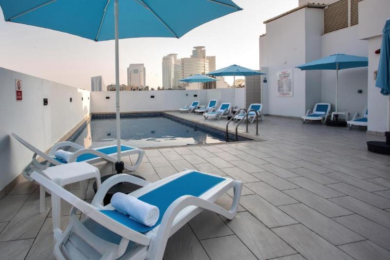City Avenue Al Reqqa Hotel - Havuz