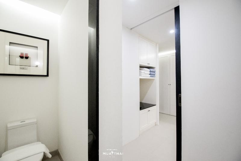 Marina House MUAYTHAI Ta-iad Phuket - Oda