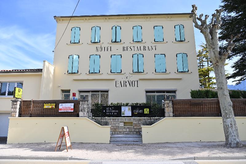 Logis Hotel Le Carnot - Genel