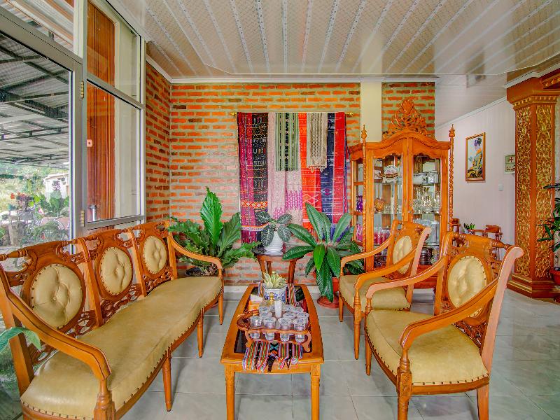 OYO 90506 Bunga Sonsang Homestay Syariah - Lobi
