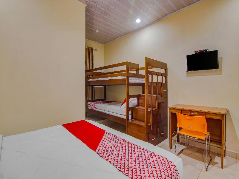 OYO 90506 Bunga Sonsang Homestay Syariah - Oda