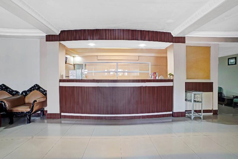 OYO 90487 Wisma Kuta Karang Baru - Lobi