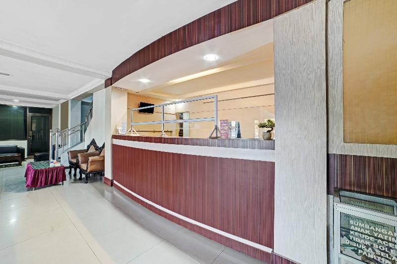 OYO 90487 Wisma Kuta Karang Baru - Lobi