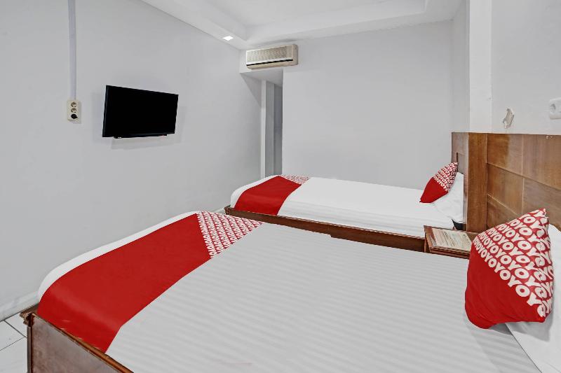OYO 90487 Wisma Kuta Karang Baru - Oda