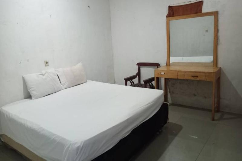 Super OYO 90483 Homestay Permata - Oda