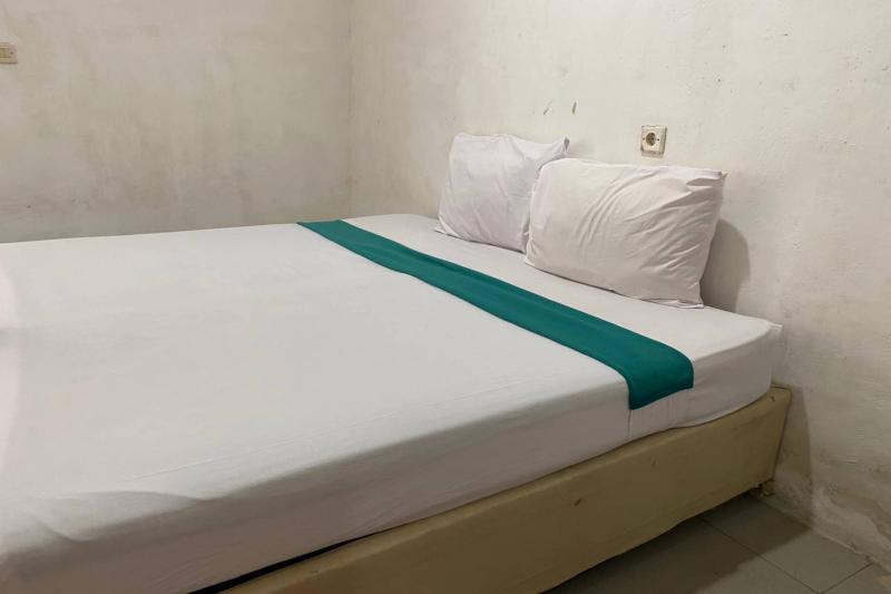 Super OYO 90483 Homestay Permata - Oda