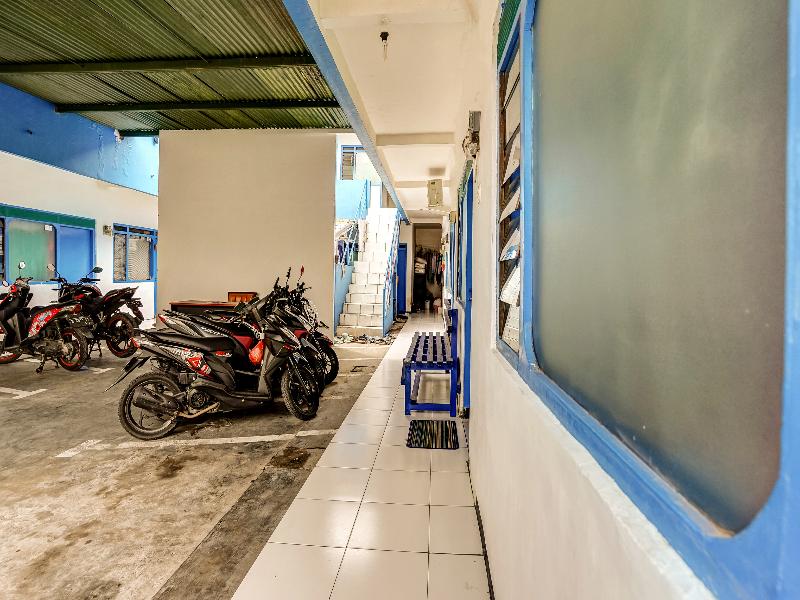 OYO 90523 Homestay Jenggolo - Lobi