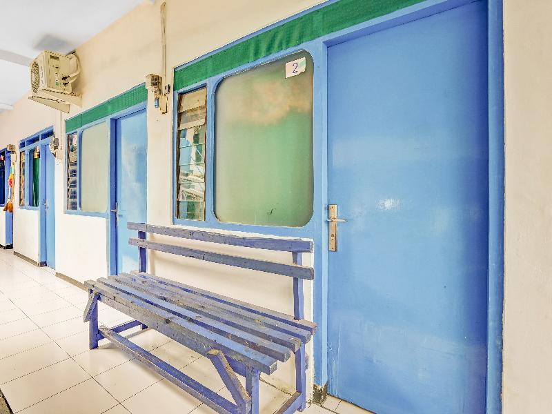 OYO 90523 Homestay Jenggolo - Lobi