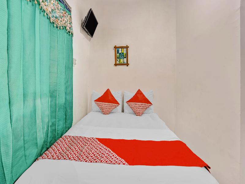 OYO 90523 Homestay Jenggolo - Oda