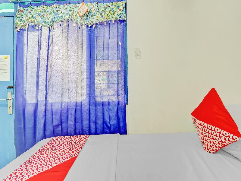 OYO 90523 Homestay Jenggolo - Oda