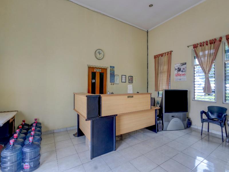 SPOT ON 90159 Puri Asoka Guest House - Lobi