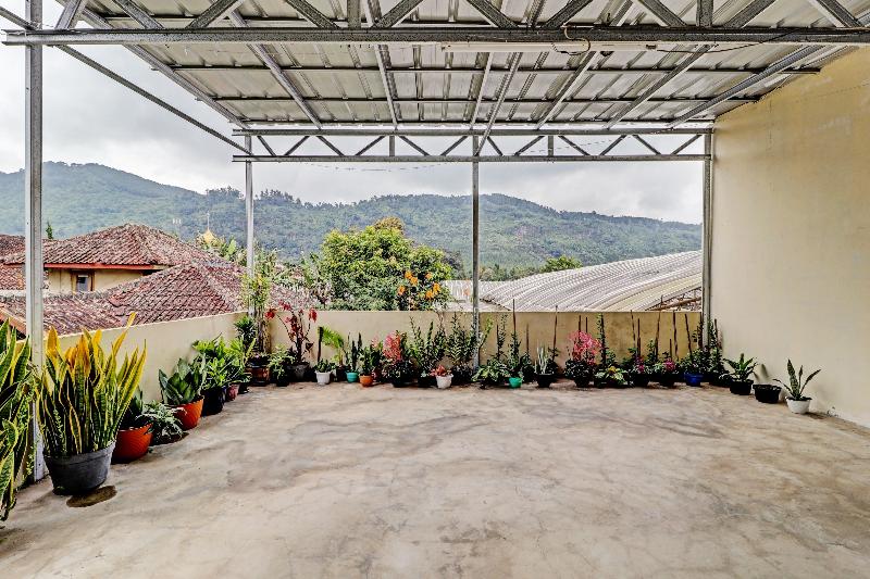 OYO 90454 Adinda Homestay Cibodas Lembang - Genel