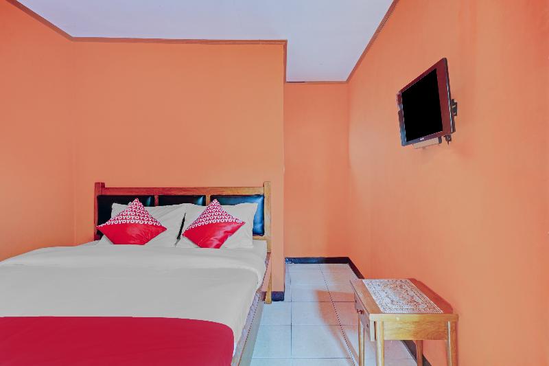 OYO 90454 Adinda Homestay Cibodas Lembang - Oda