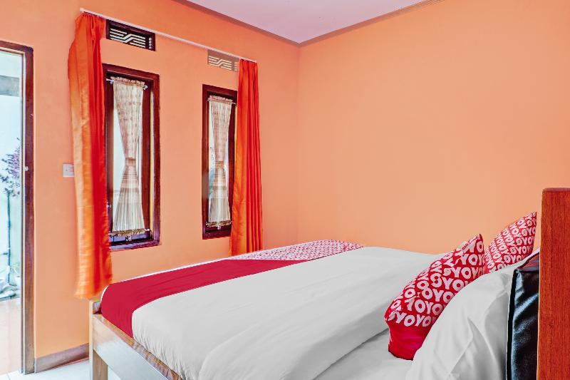 OYO 90454 Adinda Homestay Cibodas Lembang - Oda