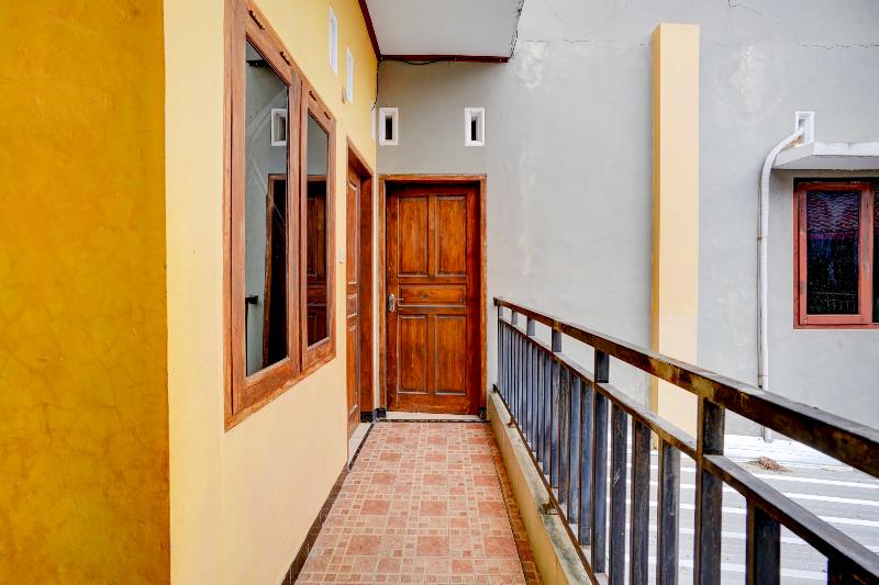OYO 113676 Wisma Al-fahmi Syariah - Lobi