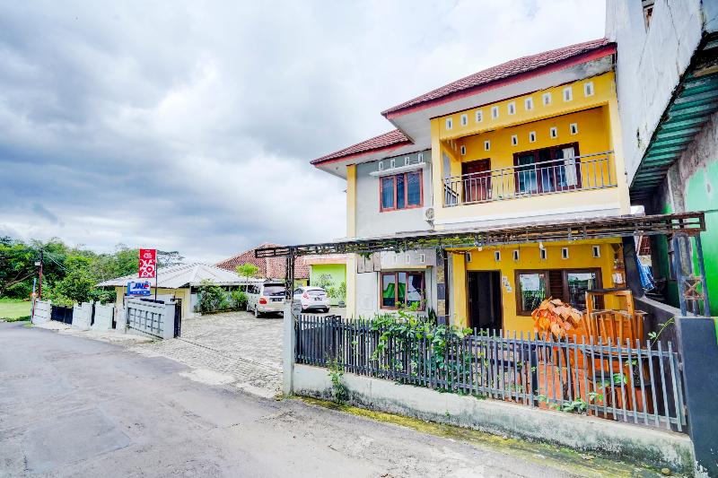 OYO 113676 Wisma Al-fahmi Syariah - Genel