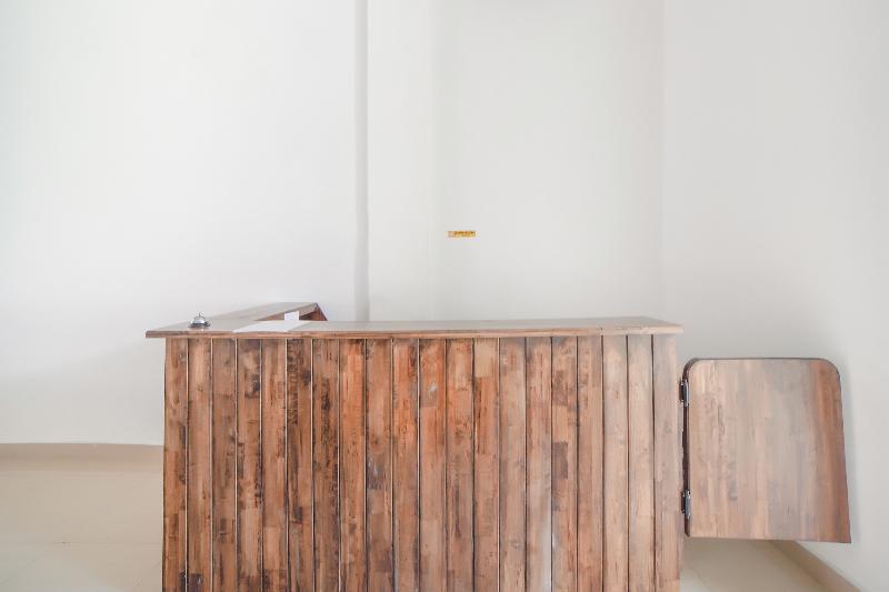 Super OYO 90457 Anara Residence & Guest House - Lobi