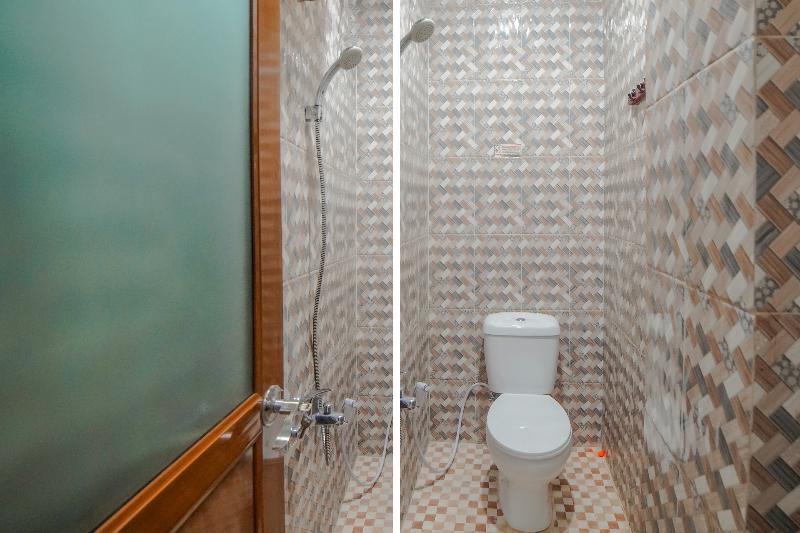 Super OYO 90457 Anara Residence & Guest House - Oda