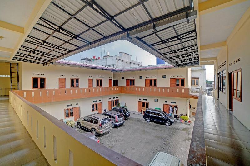OYO 90503 Madina Residence - Genel