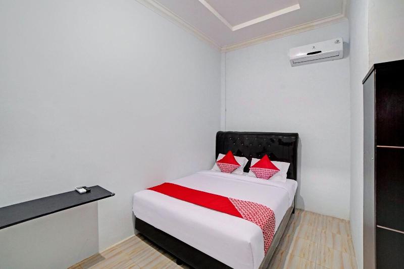 OYO 90503 Madina Residence - Oda