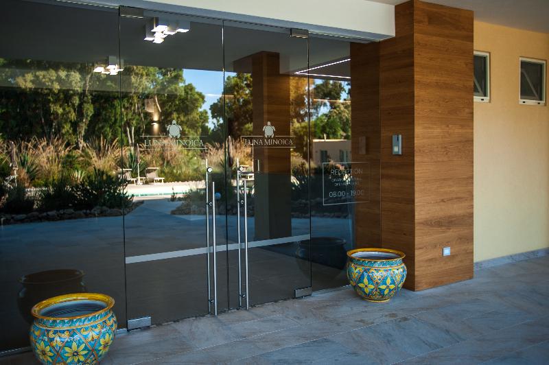 Luna Minoica Suites & Apartments - Lobi