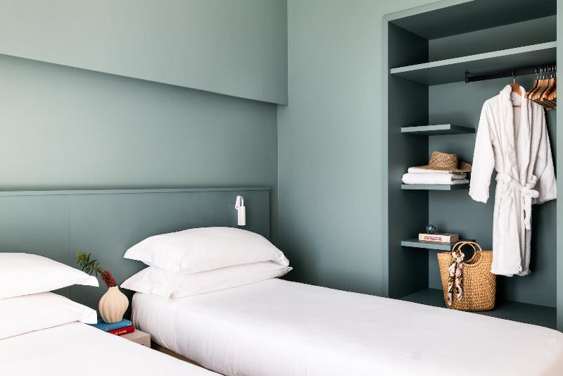 Luna Minoica Suites & Apartments - Oda
