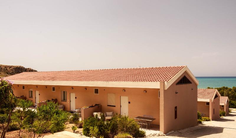 Luna Minoica Suites & Apartments - Oda