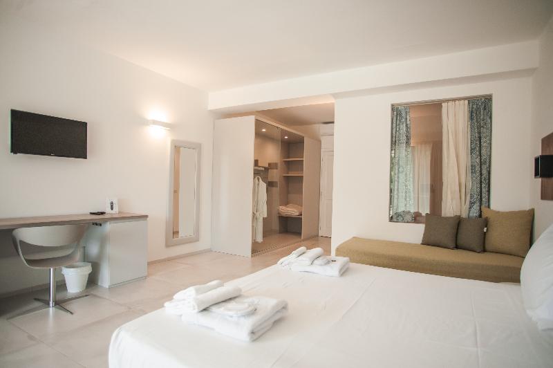 Luna Minoica Suites & Apartments - Oda