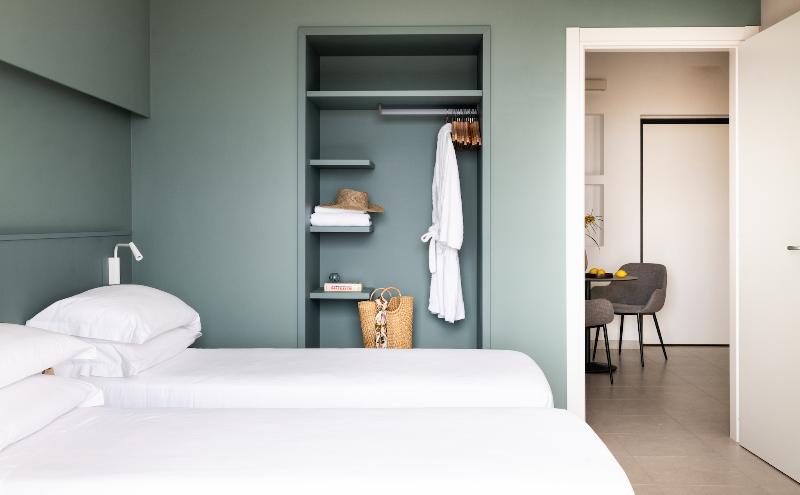 Luna Minoica Suites & Apartments - Oda