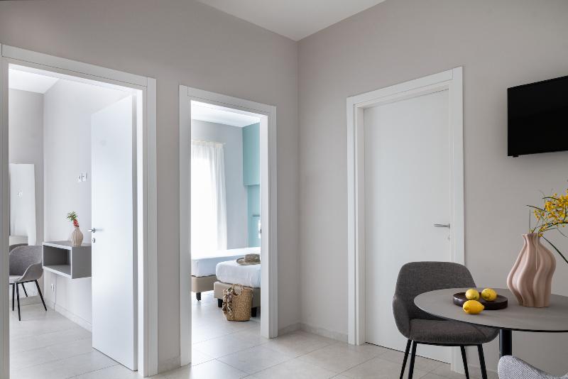 Luna Minoica Suites & Apartments - Oda