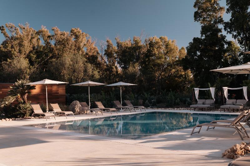 Luna Minoica Suites & Apartments - Havuz