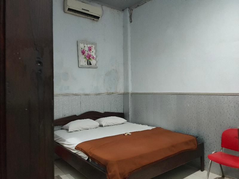 OYO 90529 Hotel Baruga Makassar - Oda