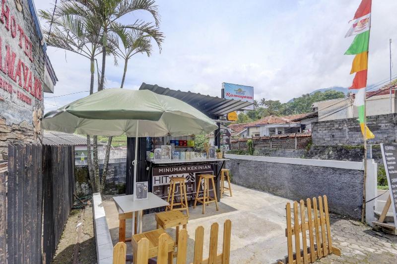 SPOT ON 90156 Hotel Ramayana - Lobi