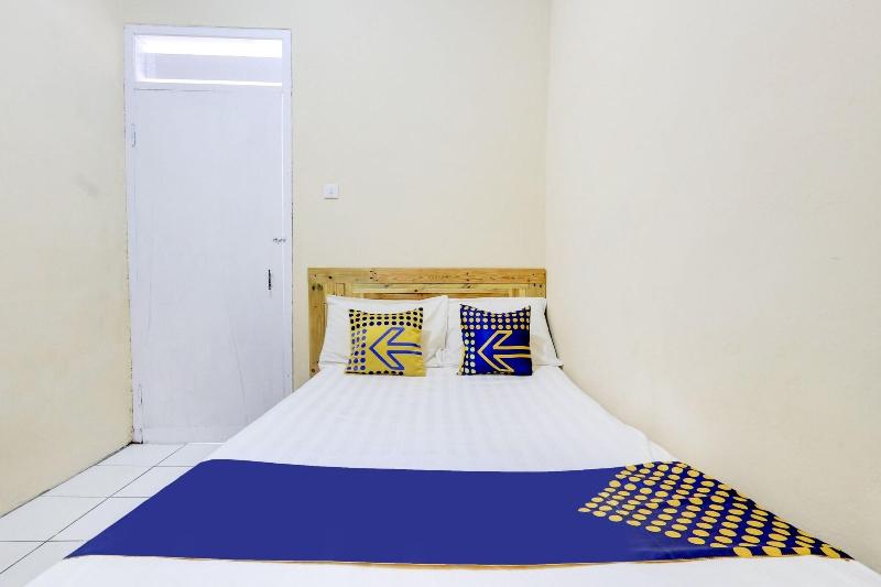 SPOT ON 90156 Hotel Ramayana - Oda