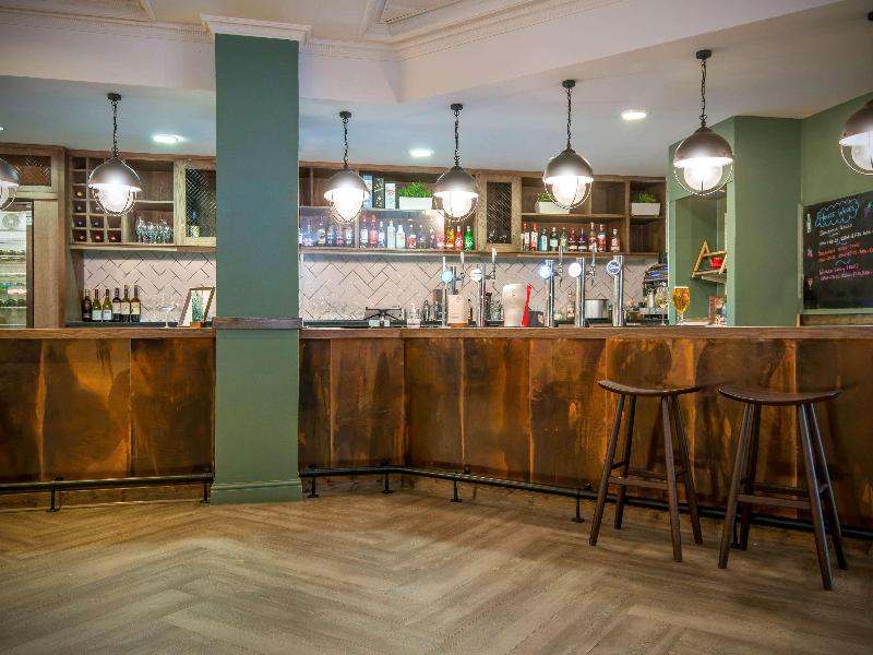 Mercure Cardiff North Hotel - Bar