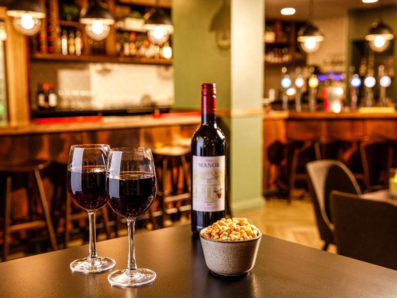 Mercure Cardiff North Hotel - Bar