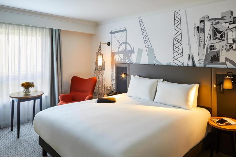 Mercure Cardiff North Hotel - Oda
