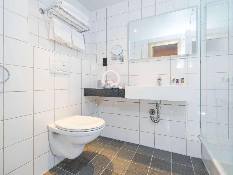 Mercure Cardiff North Hotel - Oda