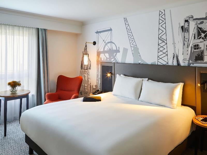 Mercure Cardiff North Hotel - Oda