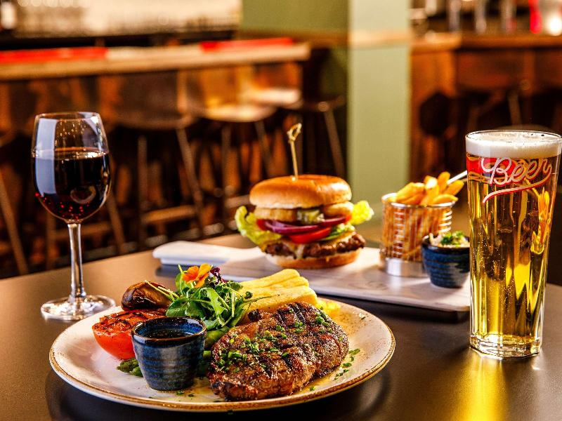 Mercure Cardiff North Hotel - Restoran